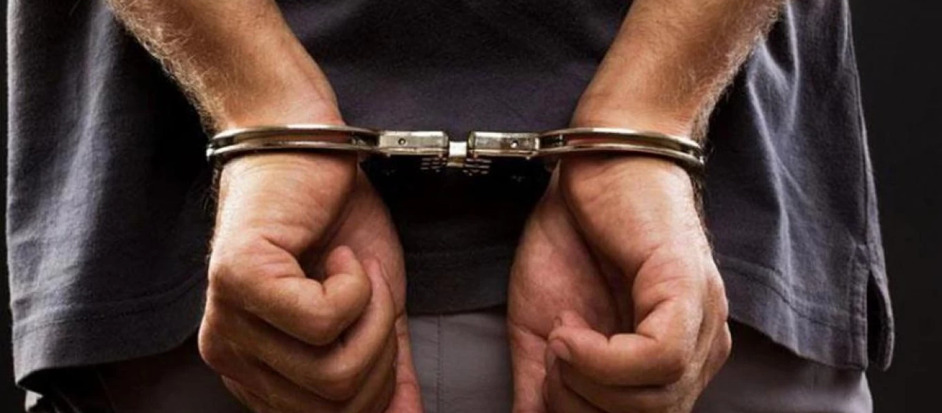 Η πρώτη προφυλάκιση για ζωοκτονία στην Ελλάδα είναι γεγονός! - Χειροπέδες σε 23χρονο